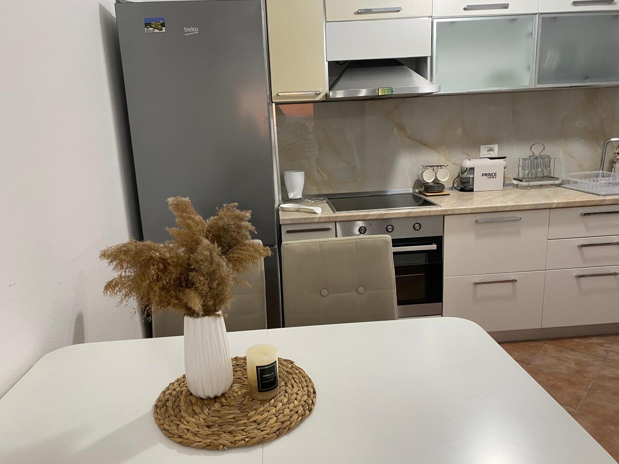 Kenza Apartment Shengjin Exterior photo